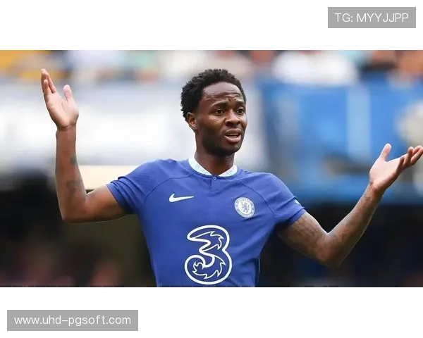 切尔西快速反击得手，斯特林单刀破门扳平比分