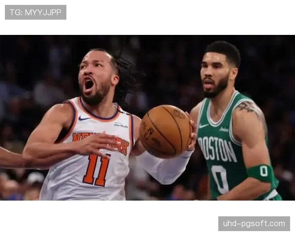 猛龙与魔术战绩同为45胜36负，76人44胜37负，三队争东部第六